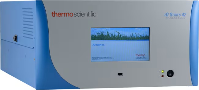 43iQ Sulfur Dioxide Analyzer